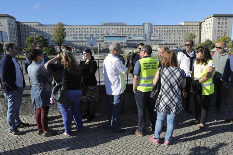 GREVE NA SAÚDE COM ADESÃO ENTRE OS 80 E OS 100% A NÍVEL NACIONAL – SINDICATOS