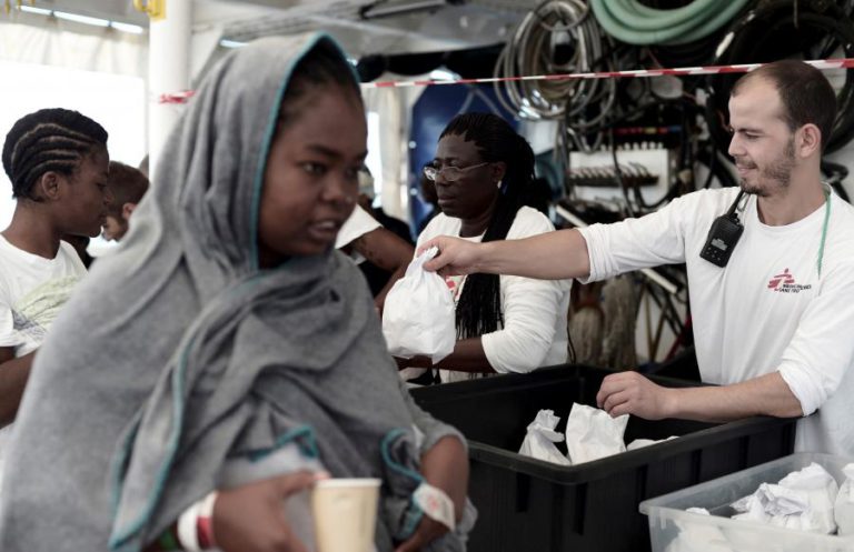QUASE METADE DOS MIGRANTES DO AQUARIUS DESEJA IR PARA FRANÇA