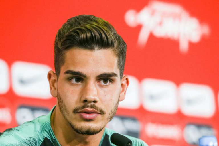 “CRISTIANO RONALDO TORNA AS COISAS MAIS FÁCEIS”, DIZ ANDRÉ SILVA