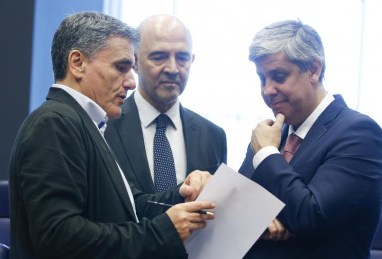 EUROGRUPO ALCANÇA ACORDO PARA A CONCLUSÃO DO ÚLTIMO RESGATE DA GRÉCIA