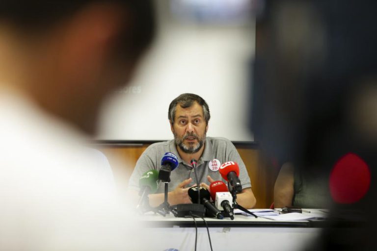 SINDICATOS DE PROFESSORES ADMITEM PEDIR ACLARAÇÃO DE DECISÃO SOBRE SERVIÇOS MÍNIMOS
