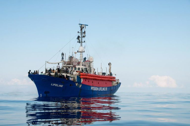 MIGRAÇÕES: EURODEPUTADO ALERTA PARA PERIGO DE AGRAVAMENTO DA SITUAÇÃO A BORDO DO LIFELINE