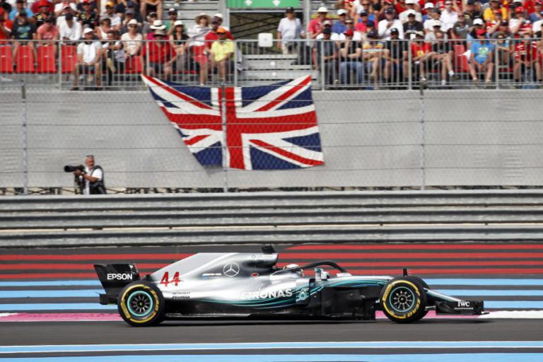 LEWIS HAMILTON VENCE GP DE FRANÇA E RECUPERA LIDERANÇA DO MUNDIAL