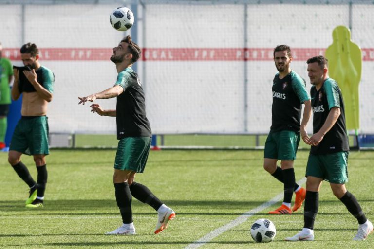 PORTUGAL PREPARA ‘MISSÃO’ URUGUAI COM O GRUPO COMPLETO