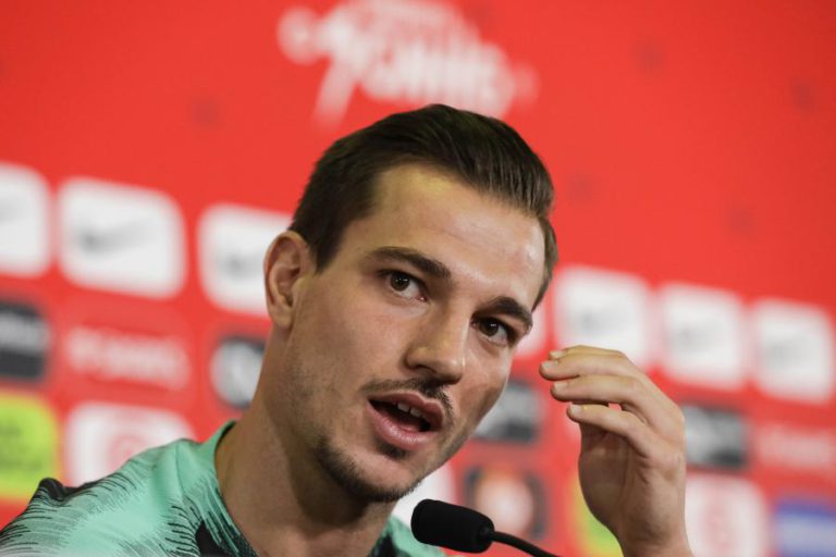 CÉDRIC DESVALORIZA DECLARAÇÕES E ATITUDES DE CARLOS QUEIROZ
