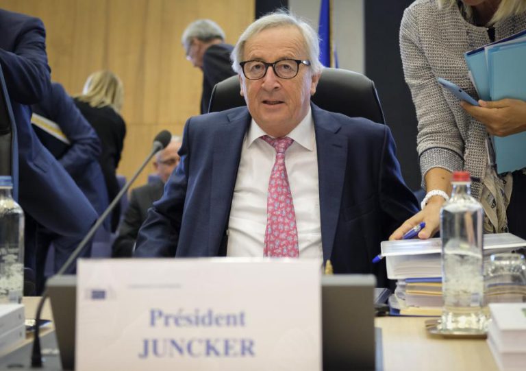 JUNCKER RECONHECE QUE UE ESTÁ A PREPARAR-SE PARA BREXIT SEM ACORDO DE SAÍDA