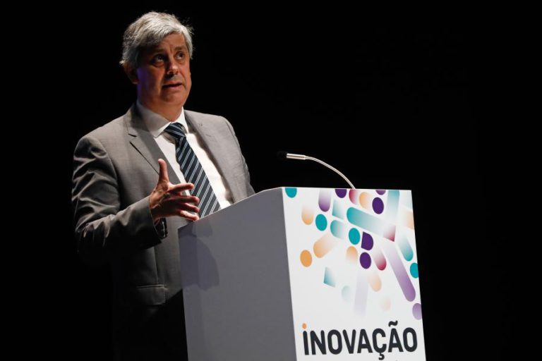 CENTENO QUER MELHORAR BEM-ESTAR NO LOCAL DE TRABALHO DOS FUNCIONÁRIOS PÚBLICOS E GESTÃO DE FALTAS