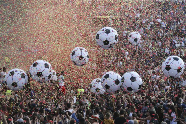 MILHARES NO ROCK IN RIO VIRAM PORTUGAL FICAR FORA DO MUNDIAL, MAS A FESTA CONTINUA