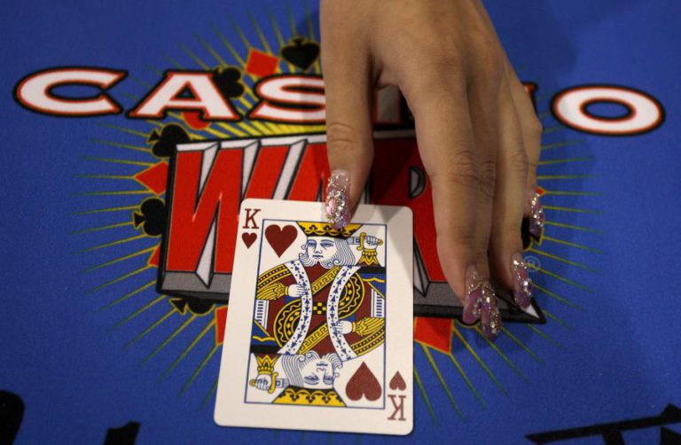 MACAU QUER PROIBIR ENTRADA NOS CASINOS A FUNCIONÁRIOS DO SETOR