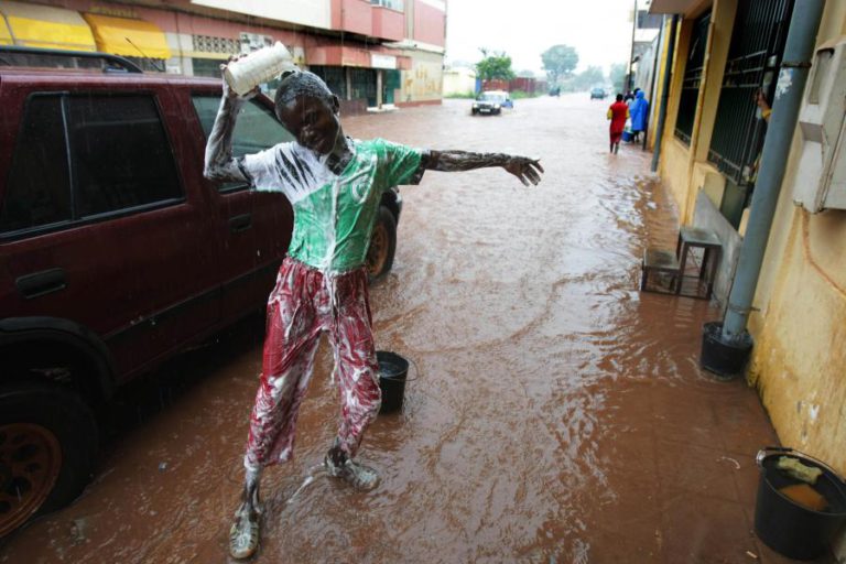 TEMPORAL NA GUINÉ-BISSAU FAZ TRÊS MORTOS E DESTRÓI MAIS DE 850 HABITAÇÕES — NOVO BALANÇO