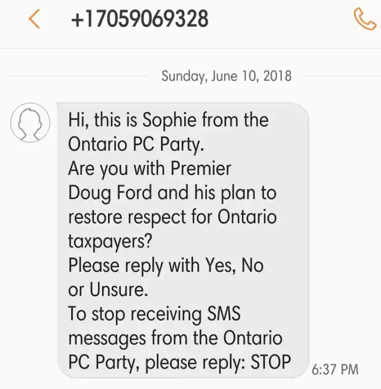 Imagem: Screenshot of a text message received Sunday evening by Charles Crosbie