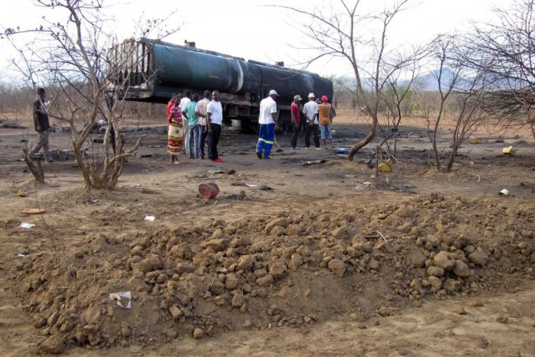 JULGAMENTO DE EXPLOSÃO DE CAMIÃO-CISTERNA QUE MATOU 115 PESSOAS COMEÇA HOJE EM MOÇAMBIQUE