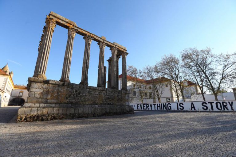 TRÊS EXPOSIÇÕES EM ÉVORA “UNIDAS” PELO UNIVERSO DO SOM