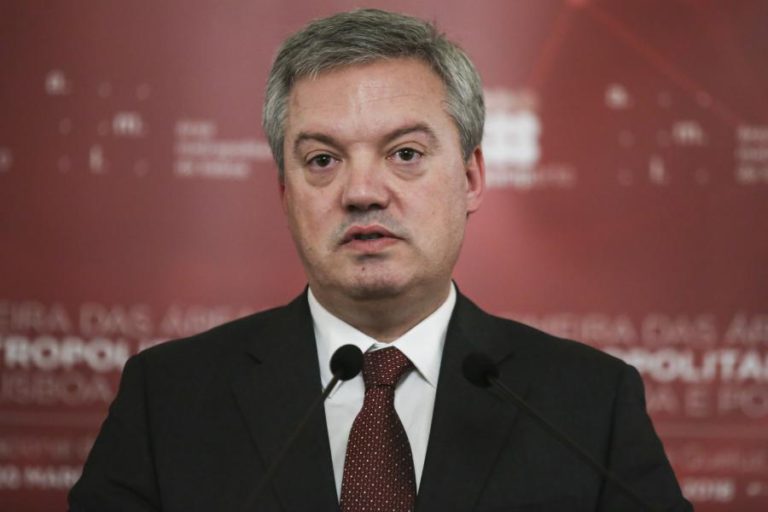 CONSELHO METROPOLITANO DO PORTO CRITICA ATITUDE “BIRRENTA E HISTÉRICA” DA ANMP