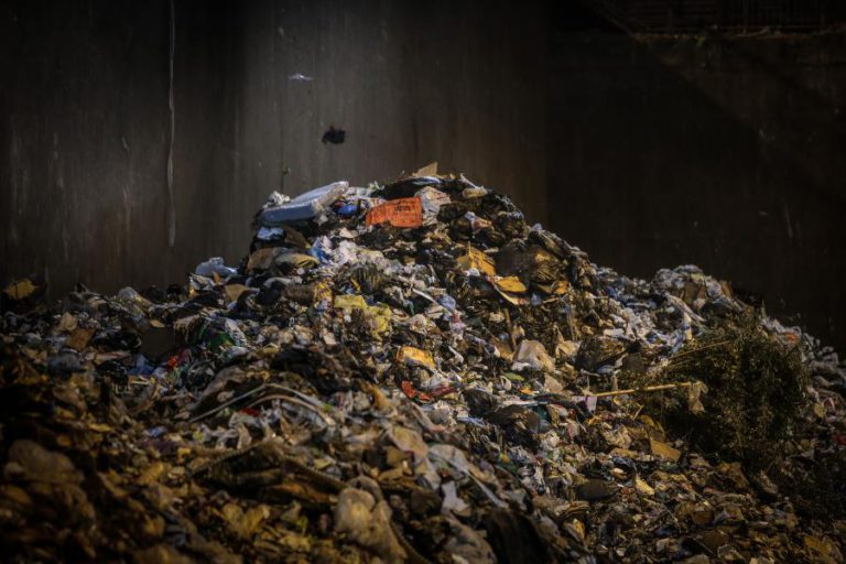 SETOR DOS RESÍDUOS GERA PRODUÇÃO ADICIONAL NA ECONOMIA DE 3,6 MIL ME