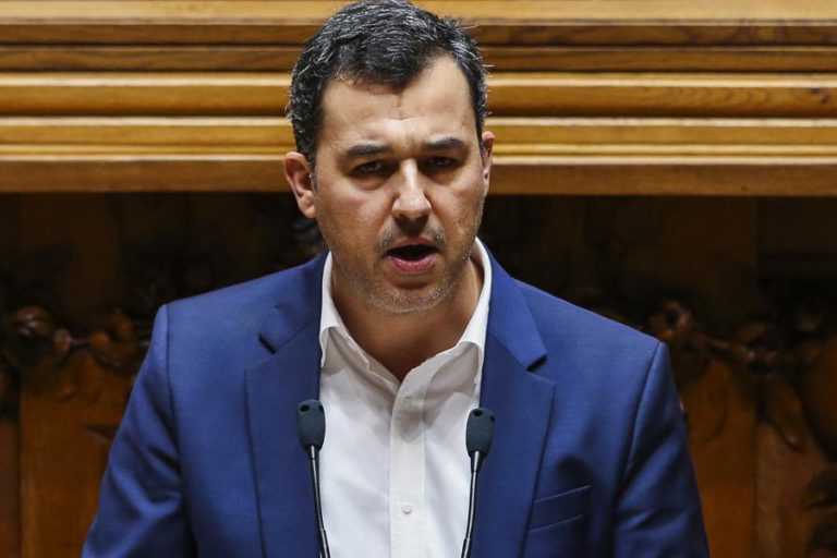 PAN VAI CONTINUAR A LUTAR PELO FIM DA ISENÇÃO DE IVA PARA ARTISTAS TAUROMÁQUICOS