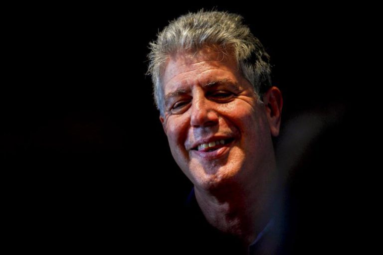 TESTAMENTO DO ´CHEF´ DE COZINHA ANTHONY BOURDAIN FAVORECE FILHA ÚNICA DE 11 ANOS