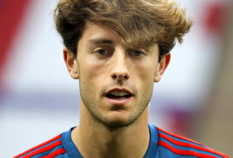 REAL MADRID CONTRATA DEFESA-DIREITO ÁLVARO ODRIOZOLA À REAL SOCIEDAD