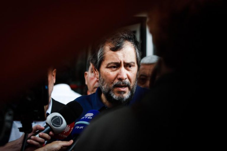 FENPROF DESAFIA PROFESSORES PARA CONCENTRAÇÃO EM LISBOA DURANTE NEGOCIAÇÕES COM GOVERNO