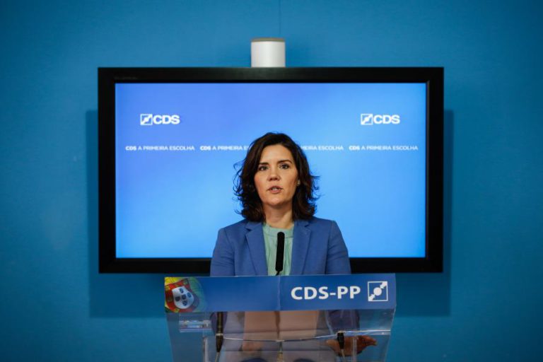 CDS QUER NEGOCIAÇÕES COM BRUXELAS PARA BENEFÍCIOS FISCAIS VIGORAREM NO INTERIOR EM 2019