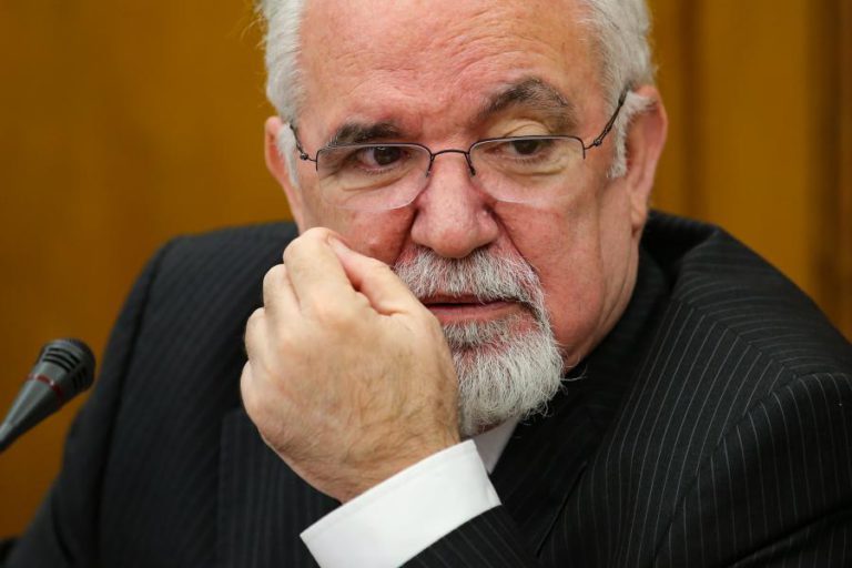 GOVERNO VAI CORRIGIR “DIVERGÊNCIA” SOBRE AUMENTO EXTRAORDINÁRIO DAS PENSÕES NO OE2019