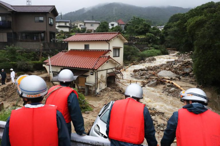 MAIS DE 150 MORTOS DEVIDO ÀS CHUVAS TORRENCIAIS NO JAPÃO – NOVO BALANÇO