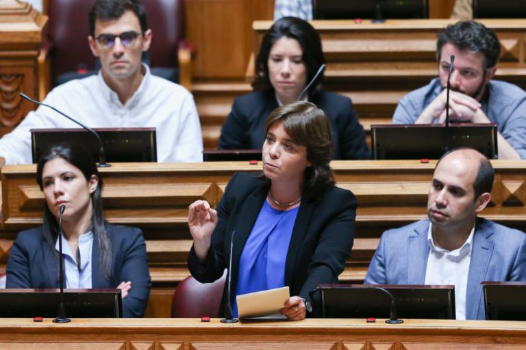 BE DESAFIA GOVERNO A ASSUMIR O “ENORME FALHANÇO” DA ESTRATÉGIA EUROPEIA