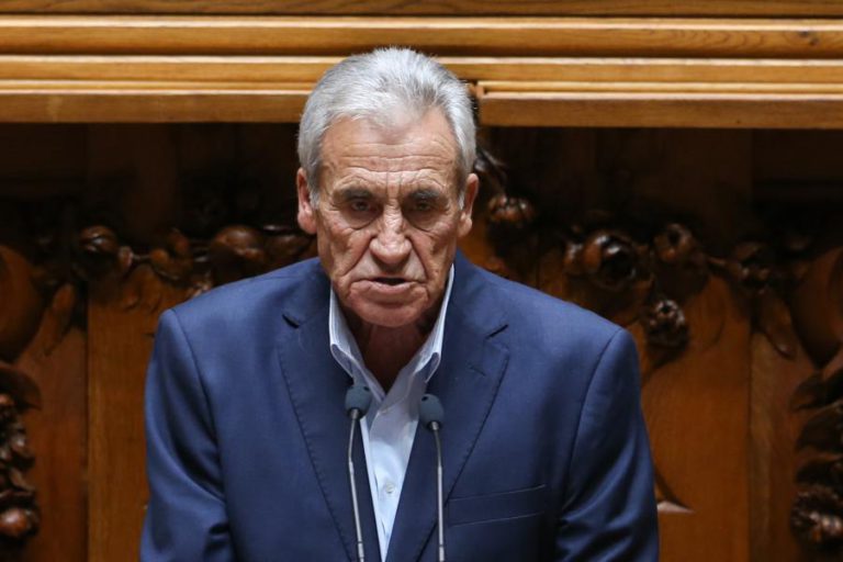 PCP ENVIA CONDOLÊNCIAS À FAMÍLIA DE JOÃO SEMEDO E AO BE