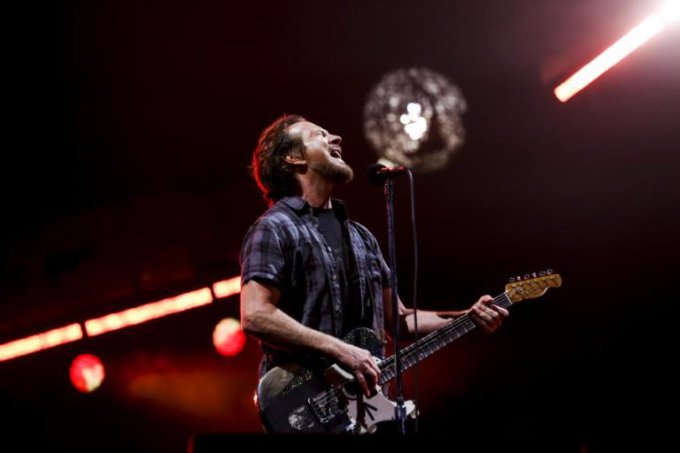 PEARL JAM RENOVARAM NO FESTIVAL ALIVE VOTOS DE RELAÇÃO QUE COMEÇOU HÁ 22 ANOS