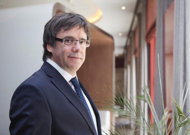RECUSA DE EXTRADIÇÃO “DEMONSTRA A IMENSA FRAQUEZA” DO PROCESSO, AFIRMA PUIGDEMONT