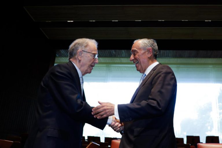 JORGE SAMPAIO ALERTA PARA AMEAÇAS À LIBERDADE DE EXPRESSÃO NAS SOCIEDADES DEMOCRÁTICAS