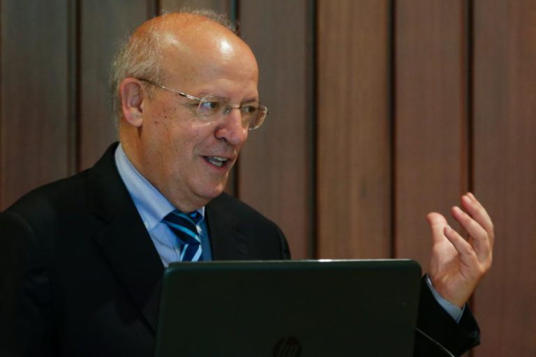 PORTUGAL NÃO VÊ RAZÃO PARA “PÔR EM CAUSA” ACORDO DE SAÍDA DE LONDRES