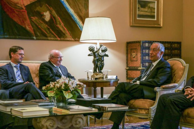 PRESIDENTE DA REPÚBLICA E GRÃO-MESTRE MAÇÓNICO DISCUTEM ESTADO SOCIAL E DEMOCRACIA