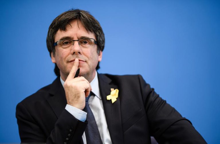 EX-PRESIDENTE DA CATALUNHA CARLES PUIGDEMONT REGRESSA À BÉLGICA ESTE FIM-DE-SEMANA