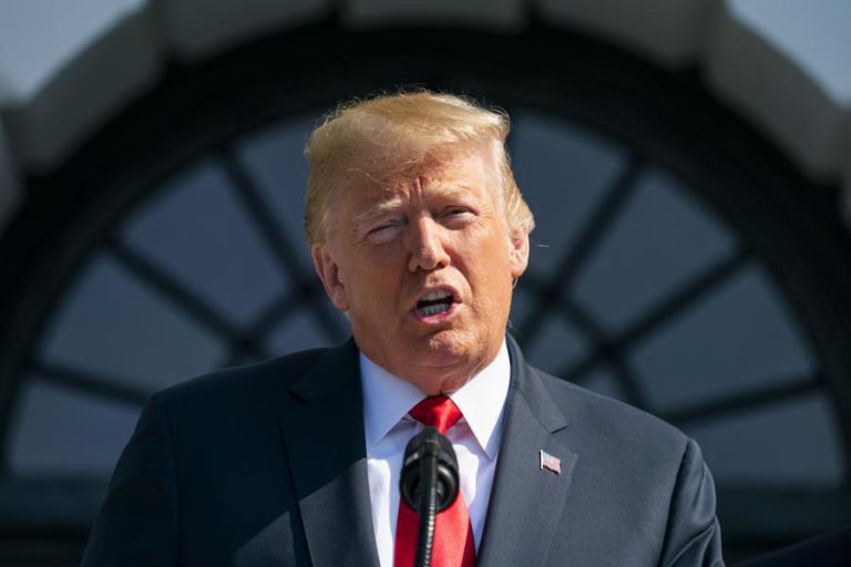 TRUMP ELOGIA POLÍTICA MIGRATÓRIA DO GOVERNO ITALIANO LIDERADO POR GIUSEPPE CONTE