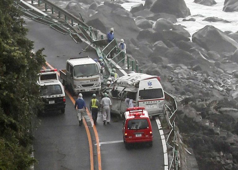 TEMPESTADE CAUSA PERTURBAÇÕES NOS TRANSPORTES E FALHAS DE ENERGIA NO JAPÃO