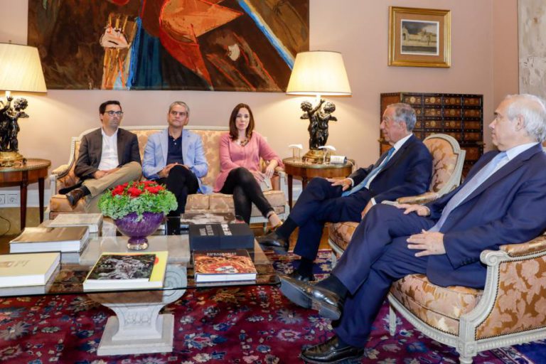 PEV NEGOCEIA DE “BOA FÉ”, MAS AVISA QUE NÃO HÁ “ORÇAMENTOS NO PAPO”