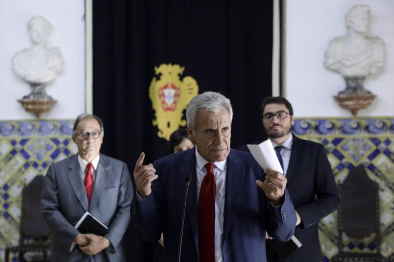 PCP COMENTA CASO ROBLES E JERÓNIMO DIZ QUE FAZ POLÍTICA SEM SE SERVIR A SI PRÓPRIO