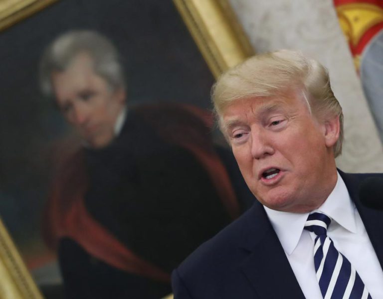 TRUMP CONSIDERA QUE PODER IMPRIMIR ARMAS 3D EM CASA “NÃO FAZ MUITO SENTIDO”