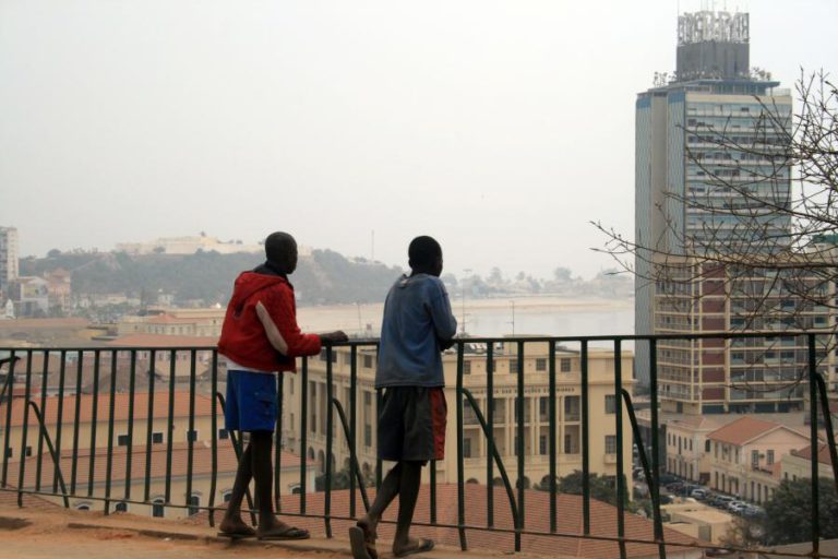 ANGOLA QUER CHEGAR AO GRUPO DOS PAÍSES DE DESENVOLVIMENTO HUMANO ELEVADO ATÉ 2025