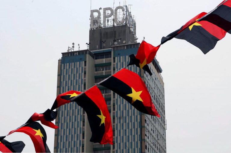 ANGOLA QUER CONSTRUIR QUASE 13.000 SALAS DO ENSINO PRIMÁRIO ATÉ 2022