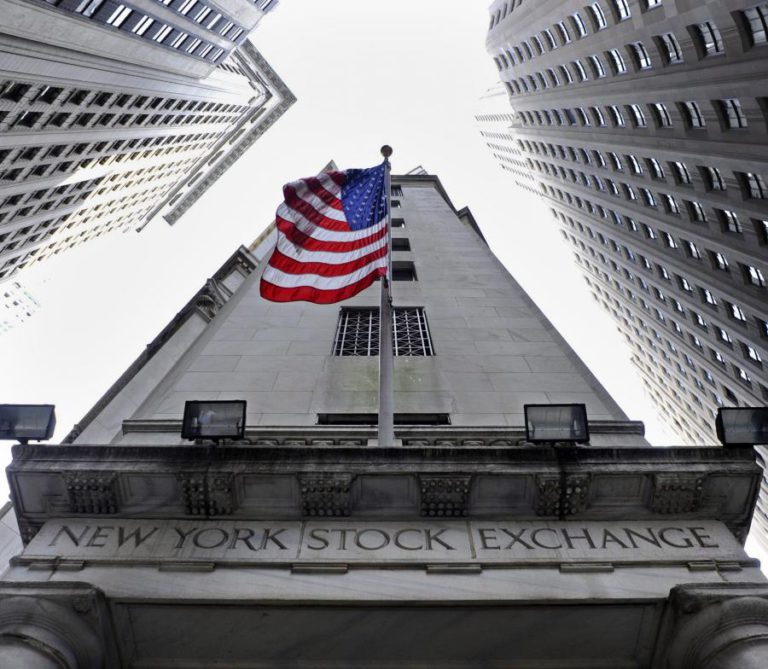 WALL STREET ENCERROU EM ALTA COM VALORIZAÇÃO DO RELATÓRIO MENSAL SOBRE EMPREGO