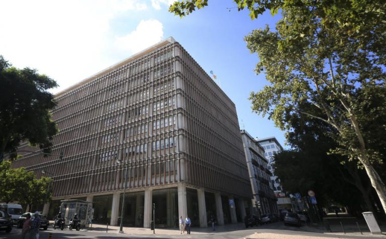 MAIS DE 140 TRABALHADORES SAÍRAM DO NOVO BANCO NO 1.º SEMESTRE
