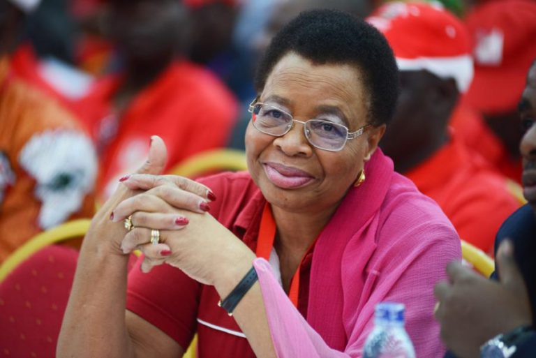 GRAÇA MACHEL DIZ QUE É ÚNICA CAPAZ DE “ACONSELHAR” FILHO DO PRIMEIRO PRESIDENTE DE MOÇAMBIQUE NA CANDIDATURA INDEPENDENTE A AUTARCA