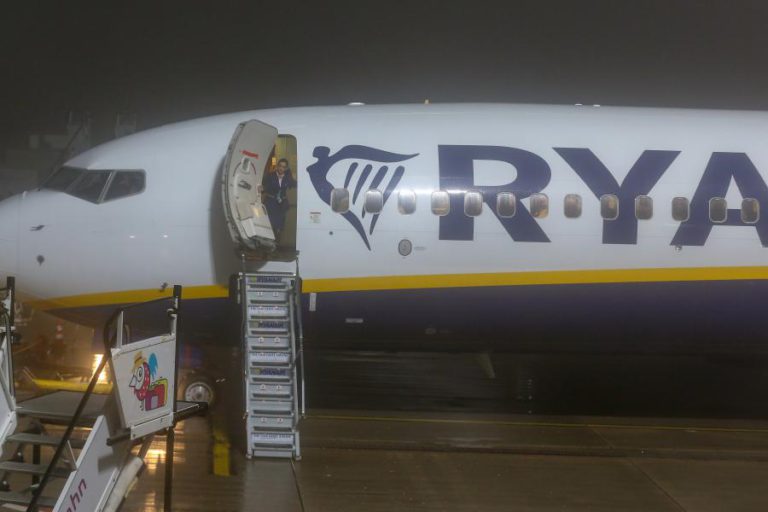 RYANAIR CANCELA 146 VOOS EM TRÊS PAÍSES DEVIDO A GREVE DE PILOTOS NO DIA 10