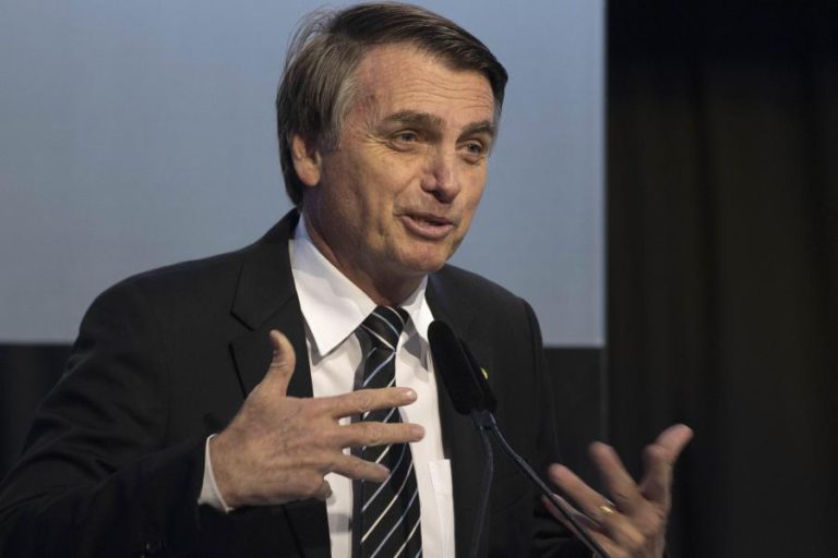 JUIZ ADIA DECISÃO SOBRE ACUSAÇÃO DE RACISMO CONTRA CANDIDATO À PRESIDÊNCIA DO BRASIL