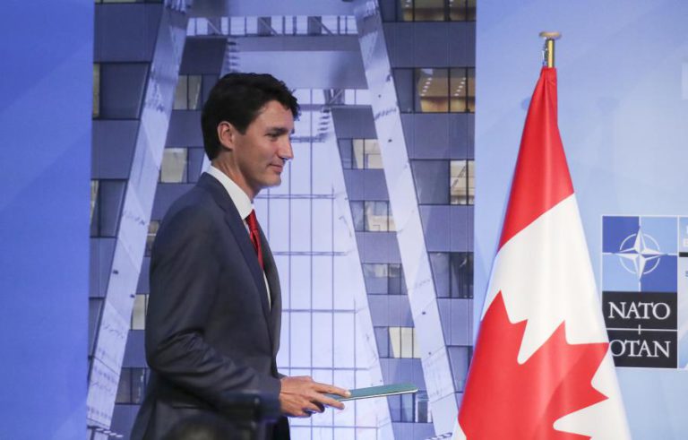 TRUDEAU PEDIU ESTUDO SOBRE PROIBIÇÃO DE PISTOLAS E ARMAS DE ASSALTO NO CANADÁ