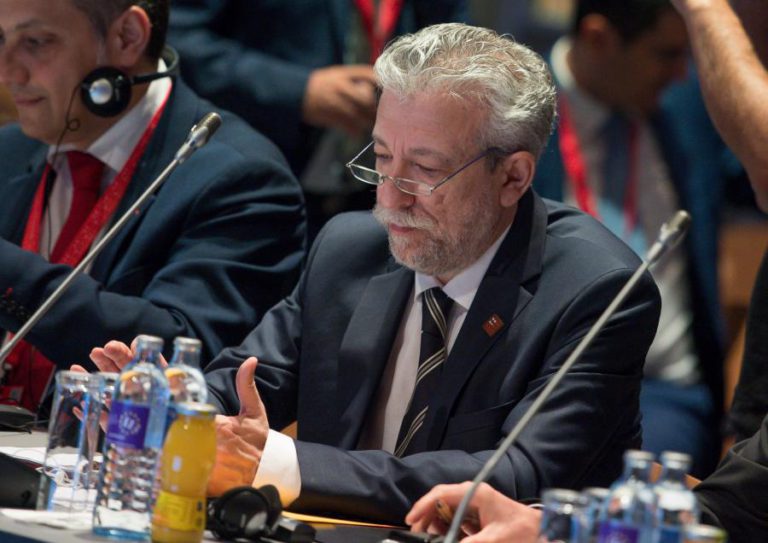 ATENAS RECUSA EXTRADITAR JORNALISTA TURCO PROCURADO POR ANCARA