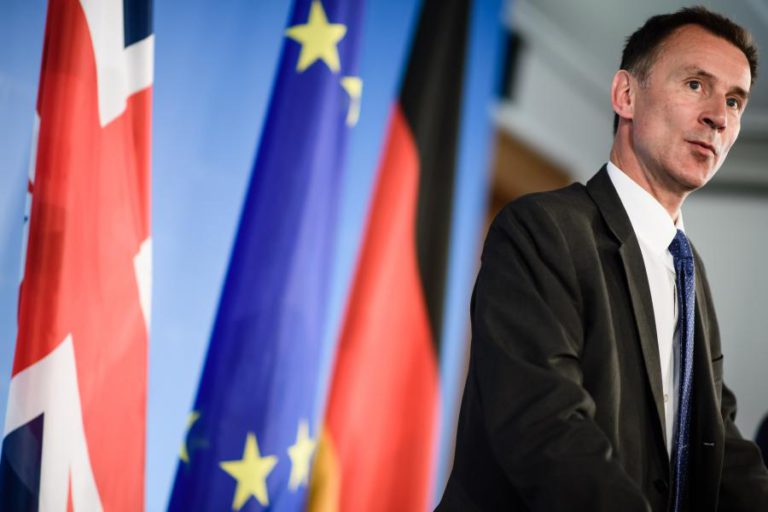 MNE BRITÂNICO ADVERTE PARA “ENORME ERRO” DE BREXIT SEM ACORDO