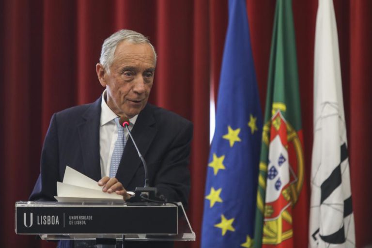 PRESIDENTE DA REPÚBLICA LEMBRA VÍTIMAS DO “IGNÓBIL” ATENTADO EM BARCELONA